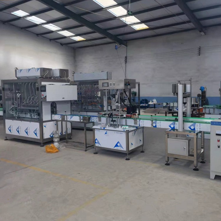 直線灌裝機(jī)